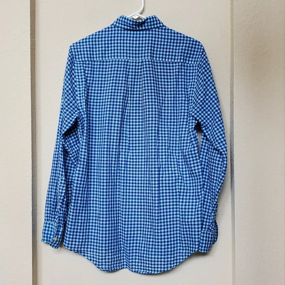Vineyard Vines Slim Fit Tucker Shirt.  Size Small